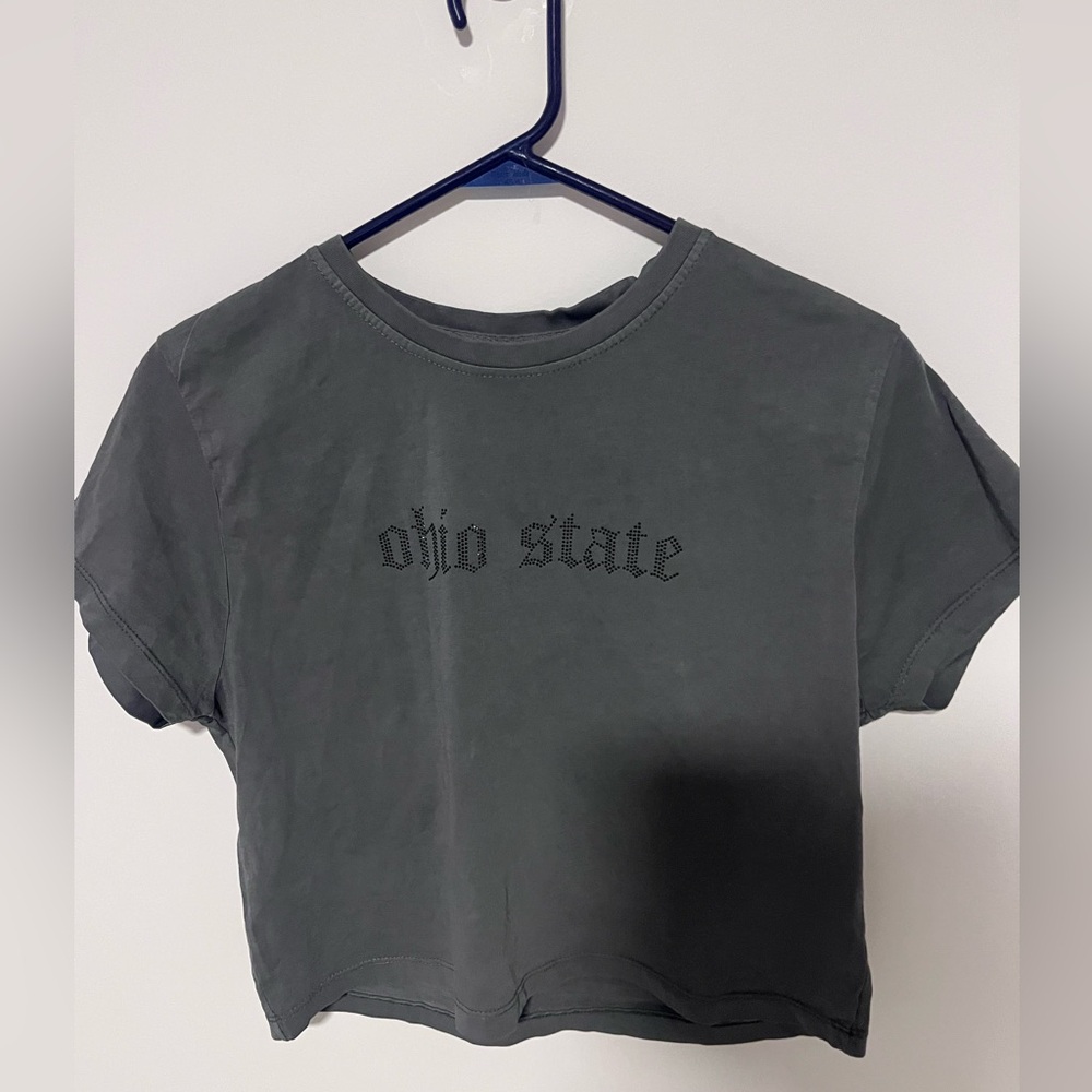 Ohio State Cropped T-Shirt Gray Rhinestone Logo Short Sleeve Top Size Medium NWT - Picture 3 of 10